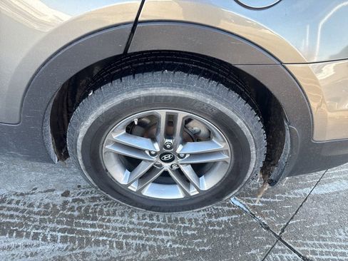 Used 2018 Hyundai Santa Fe Sport w/ 2.4L Value Package 02 image 13