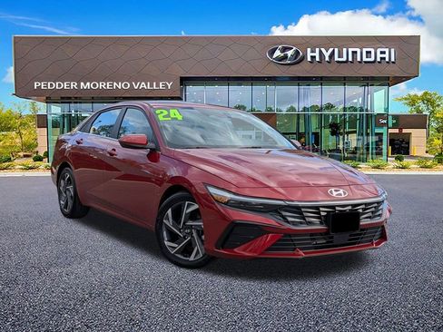 Certified 2024 Hyundai Elantra SEL w/ Convenience Package image 2