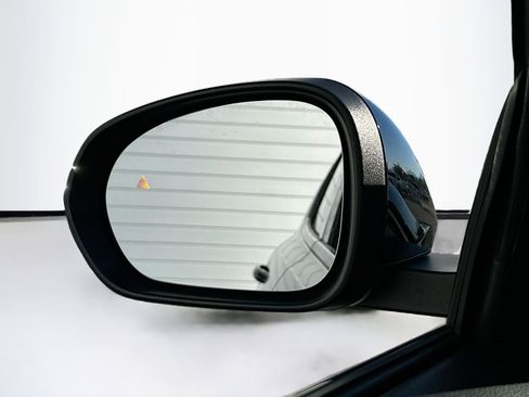 Used 2024 Alfa Romeo Tonale Veloce image 16