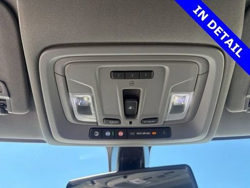 Used 2022 Chevrolet Silverado 1500 LTZ AWD/4WD image 31