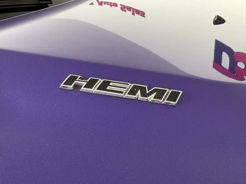 Used 2014 Dodge Challenger R/T image 10