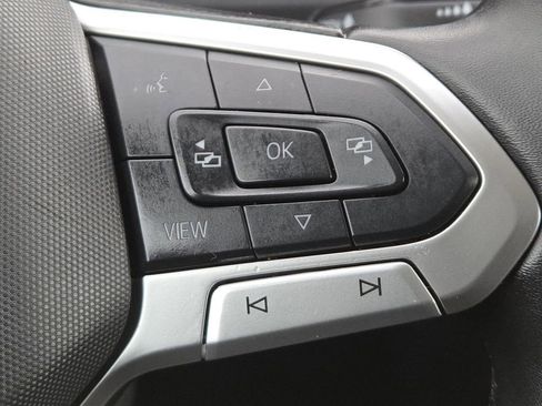 Used 2024 Volkswagen Tiguan Wolfsburg Edition image 30