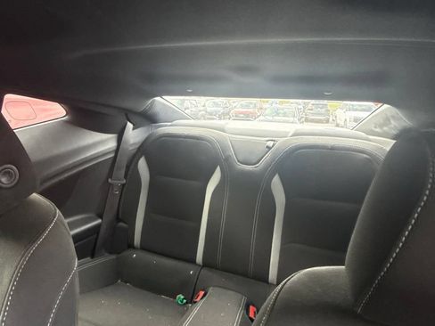 Used 2019 Chevrolet Camaro LT RWD image 17