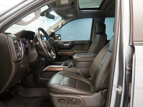 Used 2021 Chevrolet Silverado 1500 LT Trail Boss w/ Convenience Package II AWD/4WD image 8