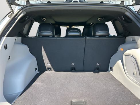 Used 2023 Jeep Compass Limited w/ Sun and Sound Group image 37