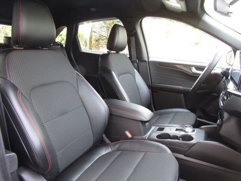 Used 2024 Ford Escape ST-Line w/ Tech Pack #1 AWD/4WD image 20