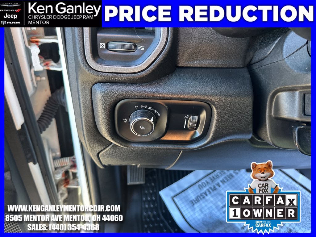 Used 2022 RAM 2500 Tradesman w/ Chrome Appearance Group AWD/4WD image 13