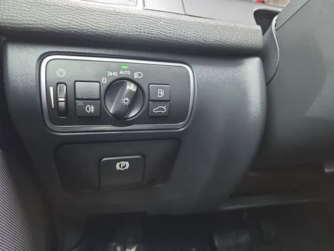 Used 2017 Volvo XC60 T5 Inscription image 24