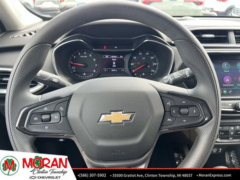 Certified 2023 Chevrolet TrailBlazer LT w/ Convenience Package FWD image 19