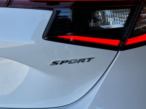 Used 2024 Honda Civic Sport image 16