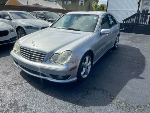 Used 2006 Mercedes-Benz C 230 Sedan image 1