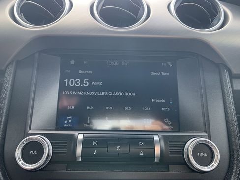 Used 2018 Ford Mustang Premium image 12