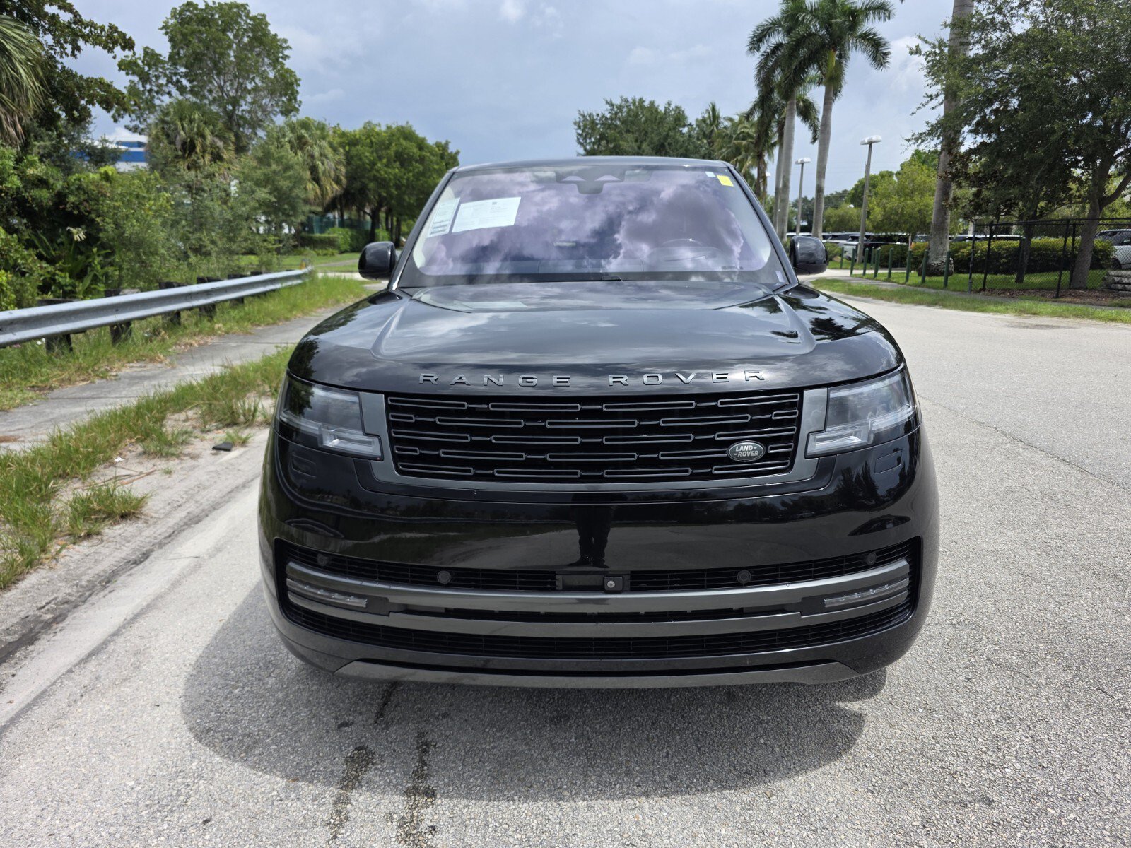 Used 2023 Land Rover Range Rover SE AWD/4WD image 8