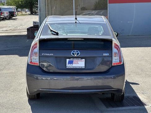 Used 2012 Toyota Prius Two image 5