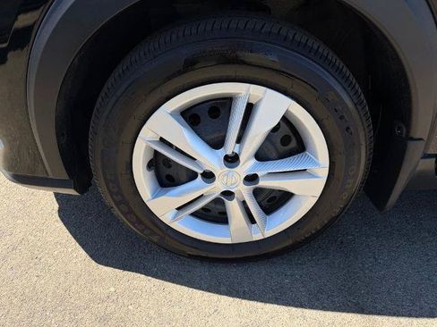 Certified 2025 Nissan Kicks Play S FWD image 8
