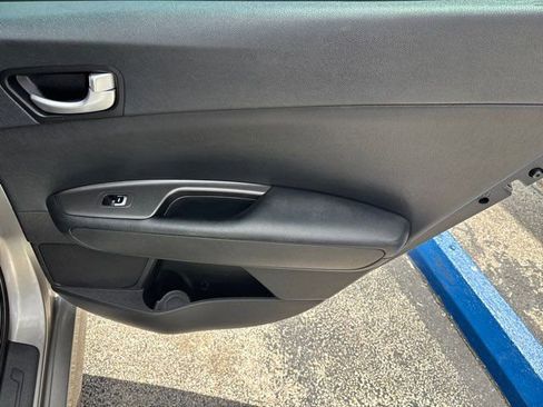 Used 2018 Kia Optima LX FWD image 42