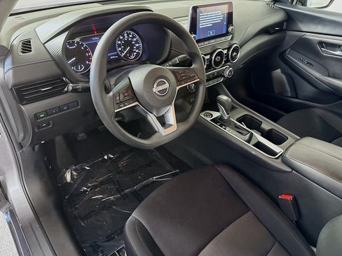 Used 2025 Nissan Sentra SV FWD image 23