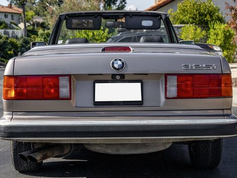 Used 1989 BMW 325i Convertible RWD image 7