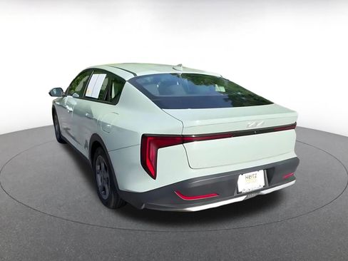 Used 2025 Kia K4 FWD image 11