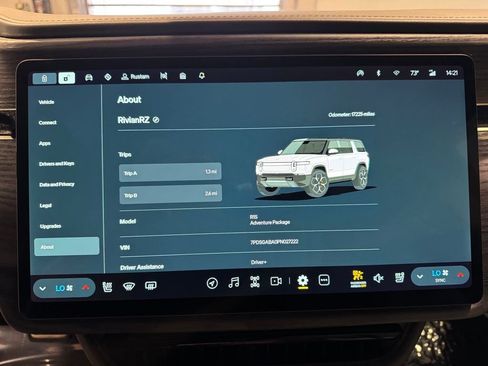 Used 2023 Rivian R1S Adventure Quad AWD/4WD image 23