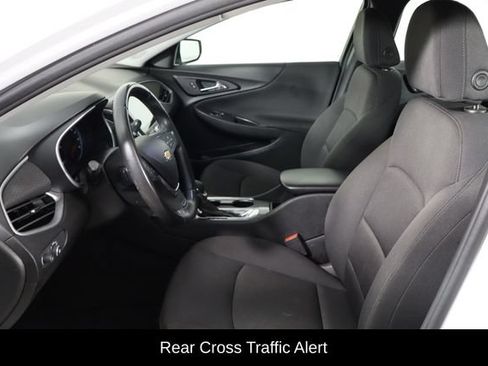 Used 2021 Chevrolet Malibu RS FWD image 13