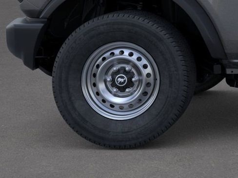 New 2025 Ford Bronco 4-Door image 21