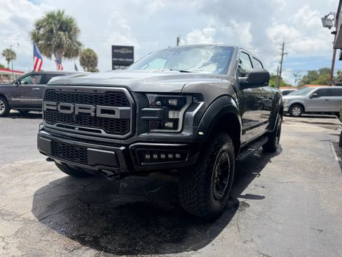 Used 2018 Ford F150 Raptor w/ Equipment Group 802A Luxury AWD/4WD image 7