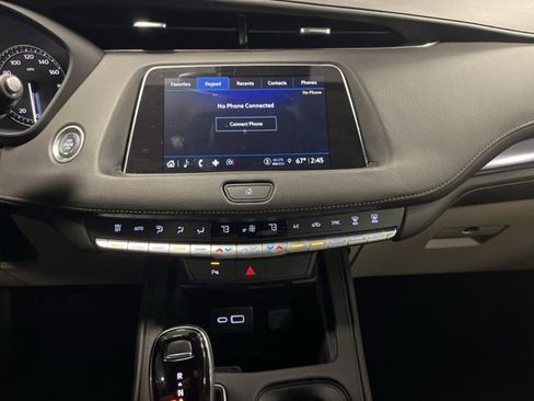 Certified 2023 Cadillac XT4 Luxury image 35