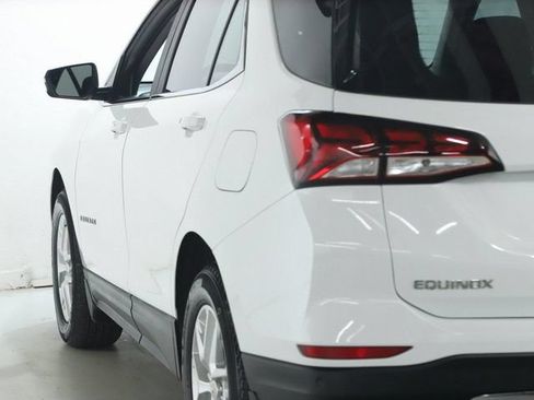 Used 2024 Chevrolet Equinox LT FWD image 40