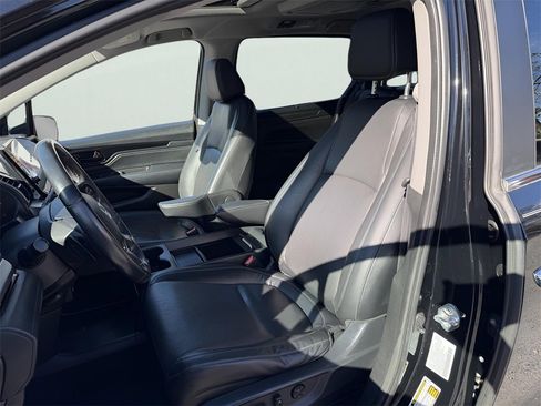 Used 2022 Honda Odyssey Touring image 16