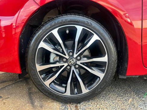 Used 2017 Toyota Corolla SE w/ SE Premium Package image 47