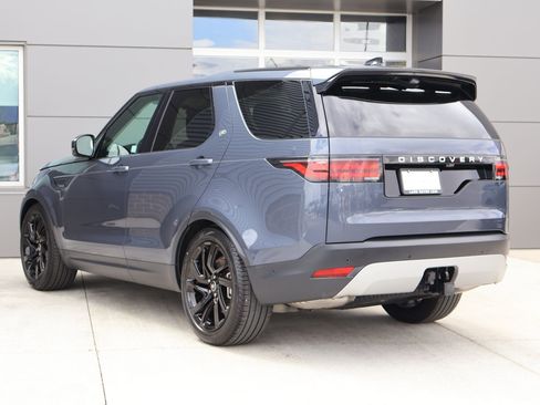 Certified 2025 Land Rover Discovery S AWD/4WD image 10
