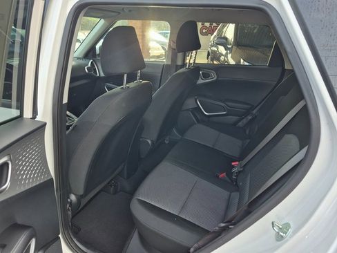 Used 2024 Kia Soul LX w/ Option Group 015 image 12