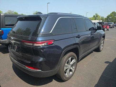 Used 2023 Jeep Grand Cherokee 4WD 4xe w/ Luxury Tech Group II image 5