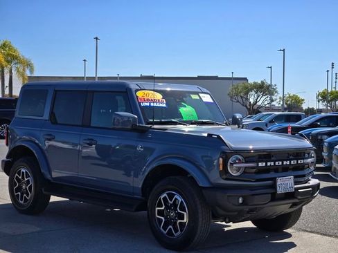 Certified 2025 Ford Bronco Outer Banks image 4