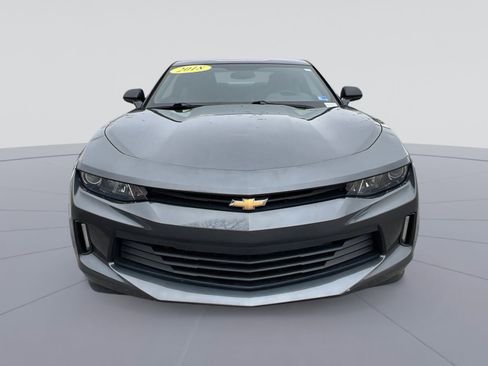 Used 2018 Chevrolet Camaro LT image 8