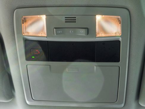 Certified 2022 Toyota Tacoma SR image 29