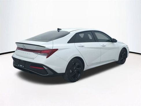 New 2026 Hyundai Elantra Sport image 5