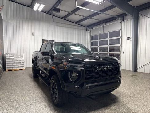 Used 2025 GMC Canyon Elevation w/ Convenience Package image 28