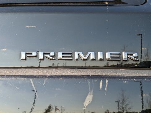 Used 2024 Chevrolet Tahoe Premier image 23