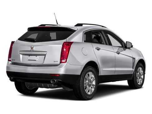Used 2016 Cadillac SRX Luxury image 2