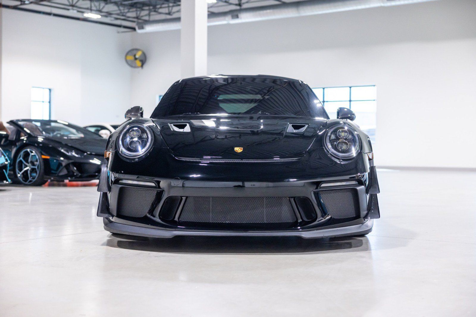 Used 2019 Porsche 911 GT3 RS RWD image 2
