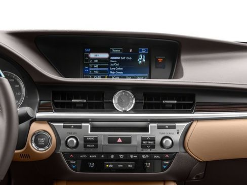 Used 2018 Lexus ES 350 w/ Navigation System Package FWD image 10