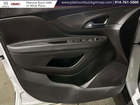 Used 2022 Buick Encore Preferred image 17