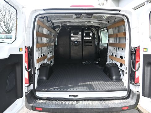 Used 2024 Ford Transit 250 Low Roof w/ Exterior Upgrade Package RWD image 6