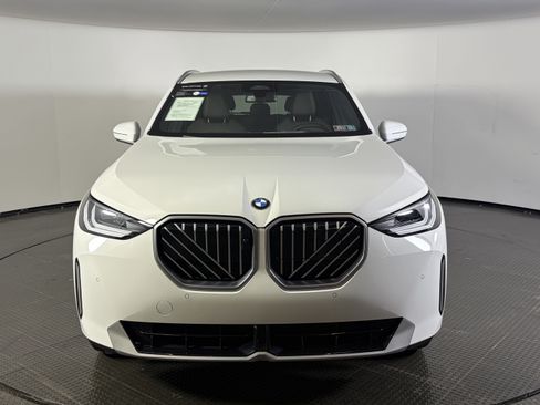 Certified 2026 BMW X3 xDrive30i w/ Premium Package AWD/4WD image 2