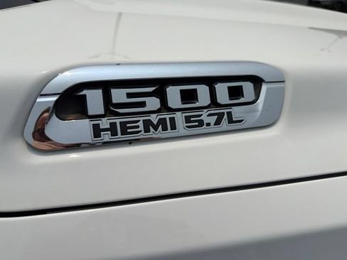 Used 2022 RAM 1500 Laramie w/ Sport Appearance Package AWD/4WD image 39