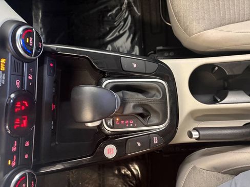 Used 2021 Kia Soul EX FWD image 19