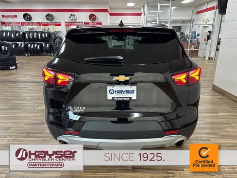 Used 2021 Chevrolet Blazer LT image 4