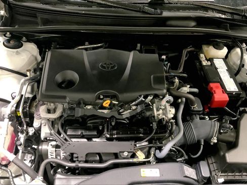 Used 2023 Toyota Camry SE AWD/4WD image 32